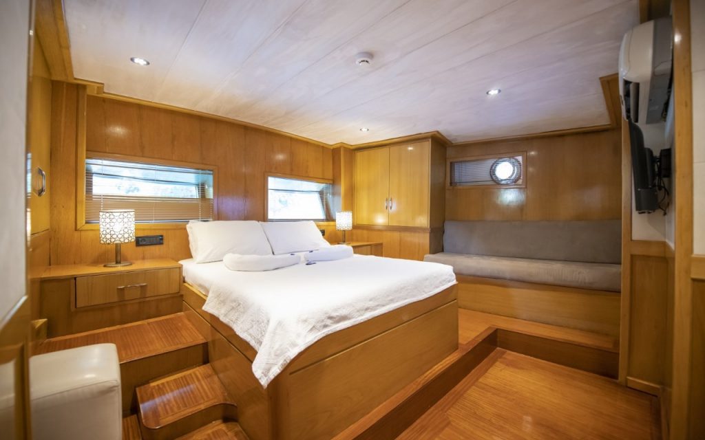 gulet boat interior