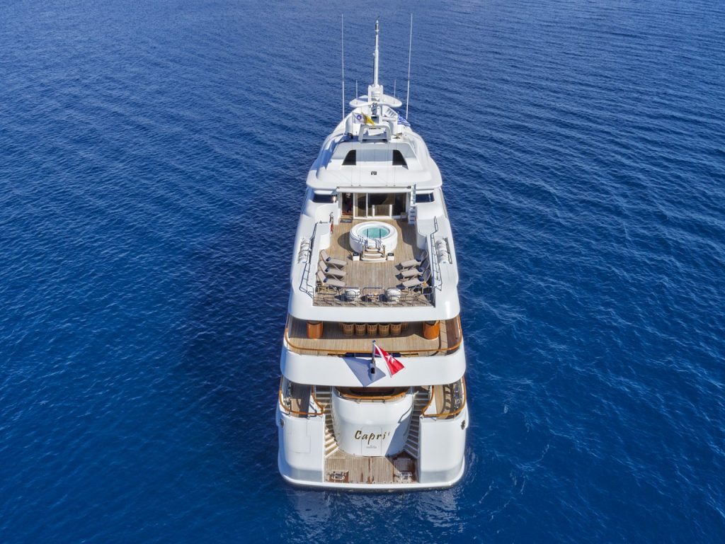 Yacht a Motore Capri i