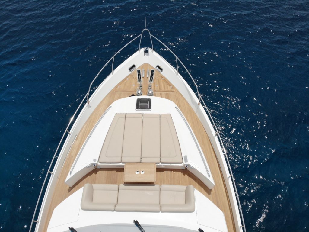 Yacht a Motore Gia Sena