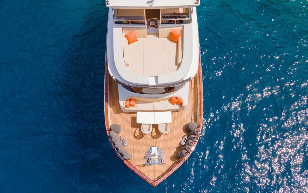 Yacht a Motore Simay M